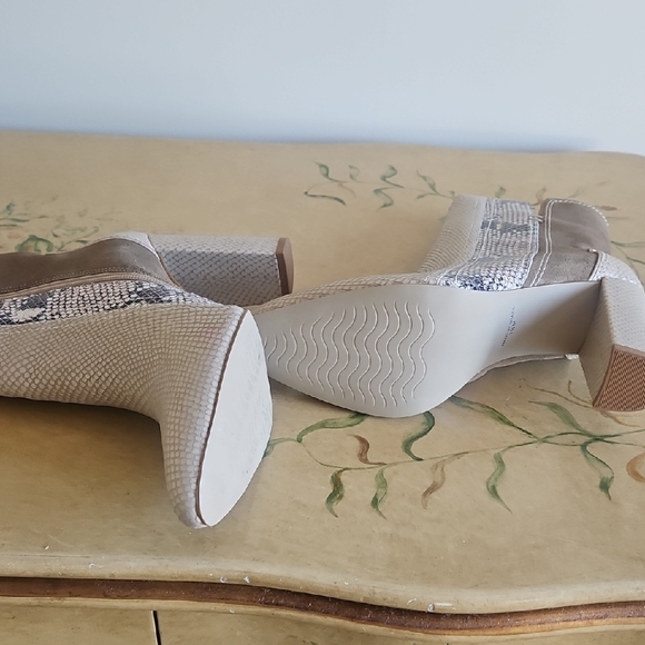 Matisse Snakeskin and Brown Heeled Boots - Picture 4 of 8